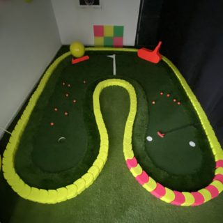 BLACKLIGHT MINI GOLF 20 IMG 3504 320x320 1